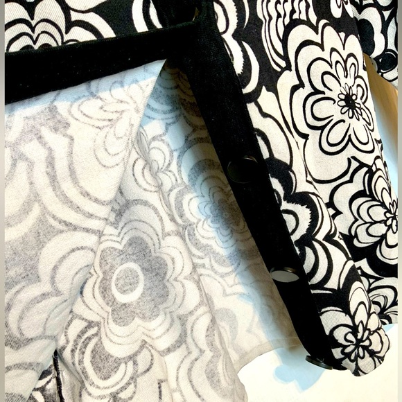 Cable and Gague cardigan sweater Petitie M, black and grey mod pattern - Picture 7 of 15